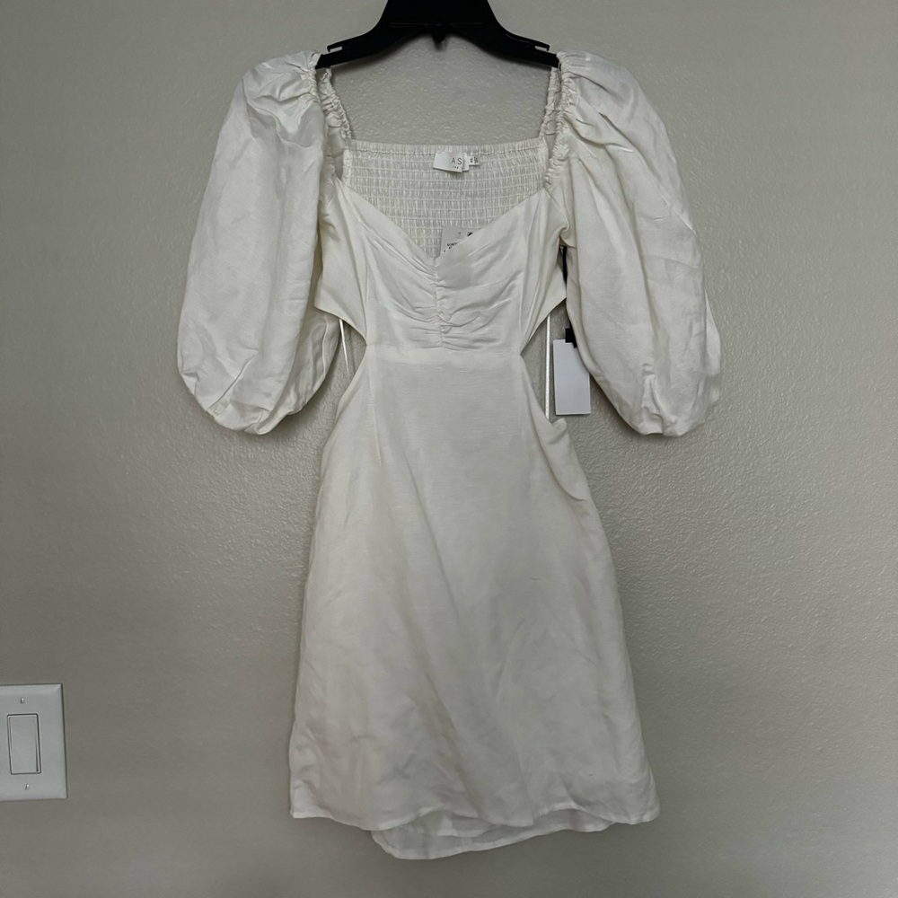 NWT ASTR THE LABEL HEATHER SIDE CUTOUT PUFF SLEEVE MINI DRESS